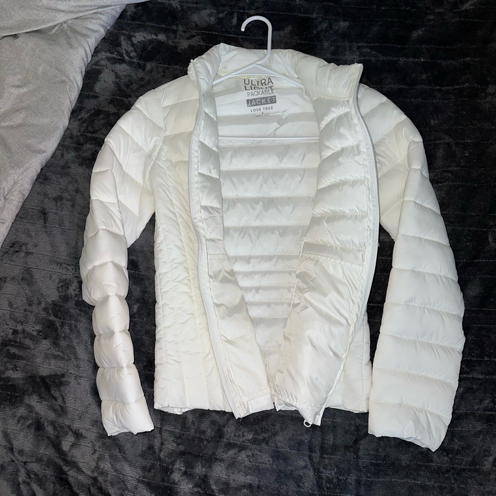 Love Tree Women's Packable Puffer Jacket-Zip Up Puffer Jacket